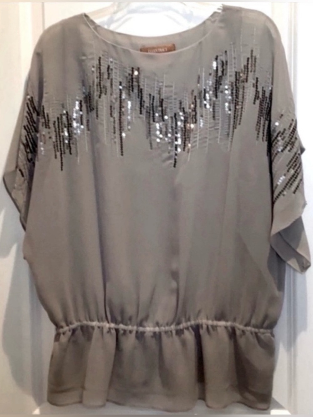 Beautiful XL Gray Ellen Tracy Sequined Blouse(NWOT)